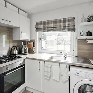 House With Garden And Parking 15 Min To Center Holiday home